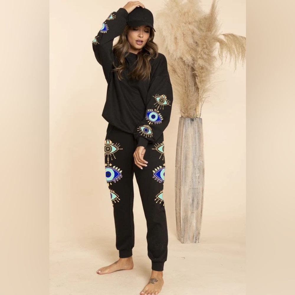 ALX couture Black Evil Eye sweat pants size small